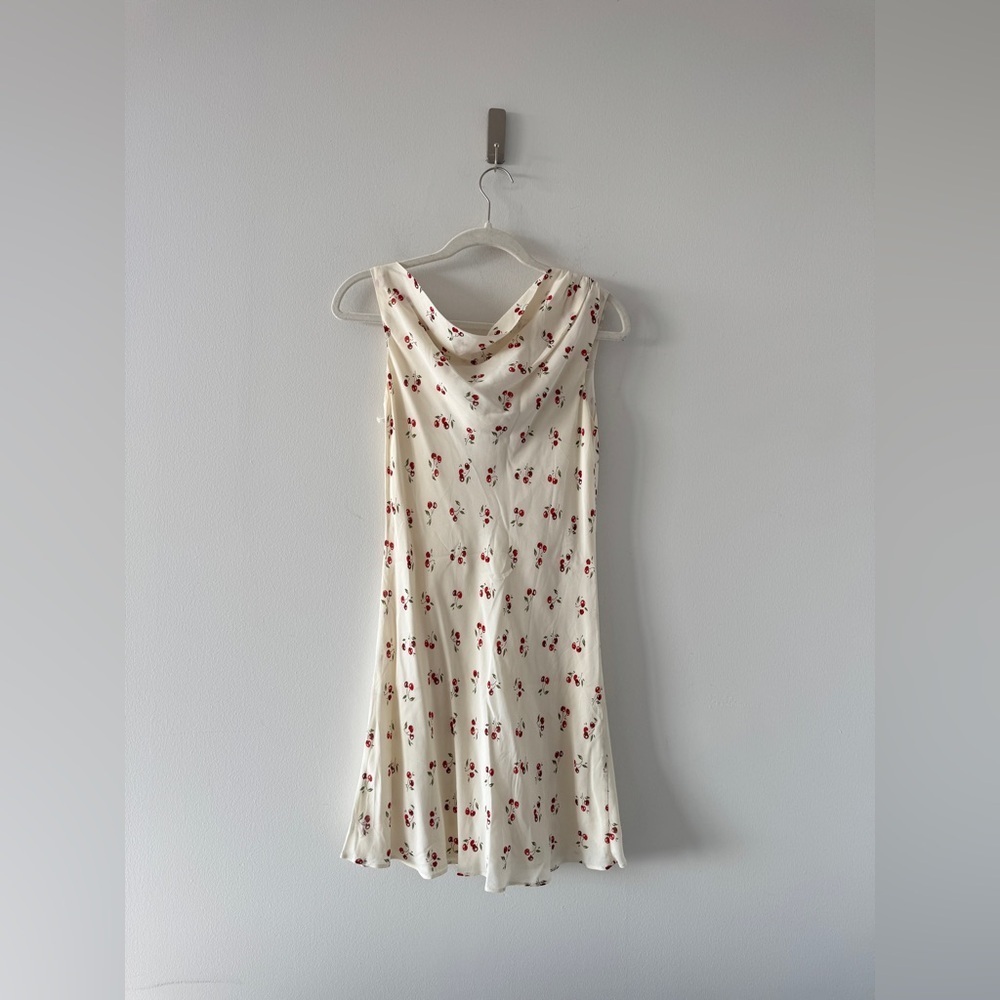 REFORMATION Kristine Cherry Mini Dress 8 - Picture 5 of 7